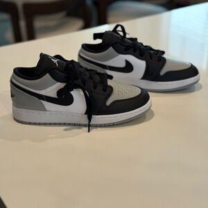 Nike Air Jordan 1 Low Shadow Toe Grey
